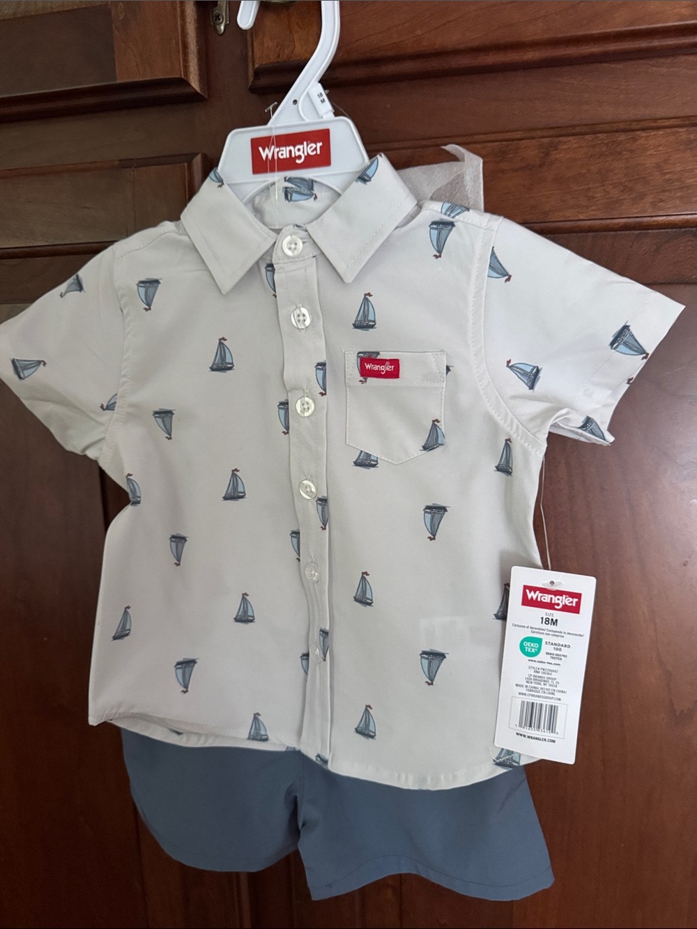 Wrangler Short-Sleeve Button Down Shirt with Blue Sailboat Print & shorts